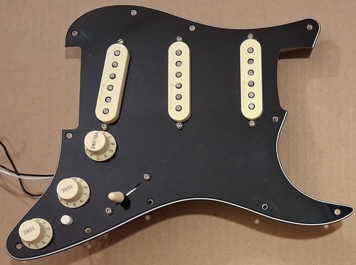 Fender deluxe stratocaster - fender,