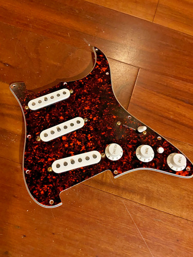 Fender dlx super - strat, hot