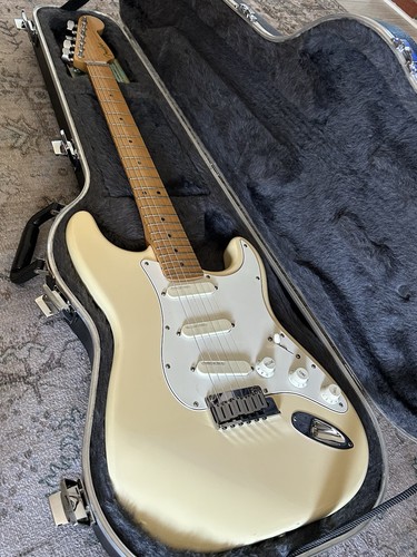 1996 fender strat - 1996,