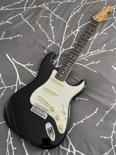 2025 fender stratocaster - fender,