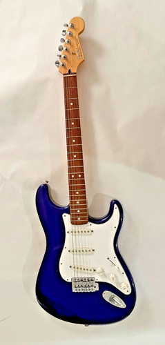 Fender stratocaster guitar - stratocaster,
