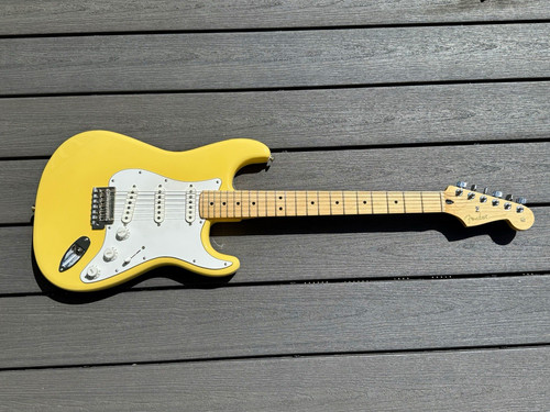 Fender stratocaster 2021 - fender,